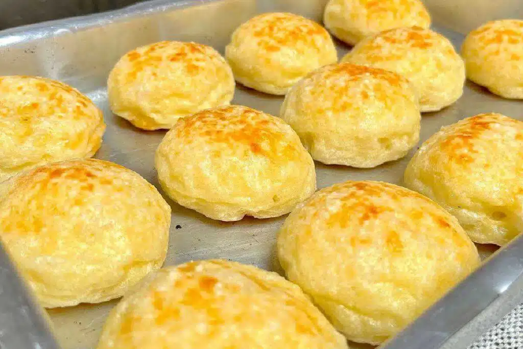 pão de queijo